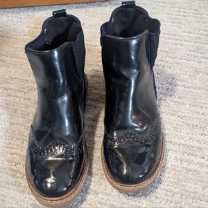Zara Girls Navy Patent Leather Ankle Boots
